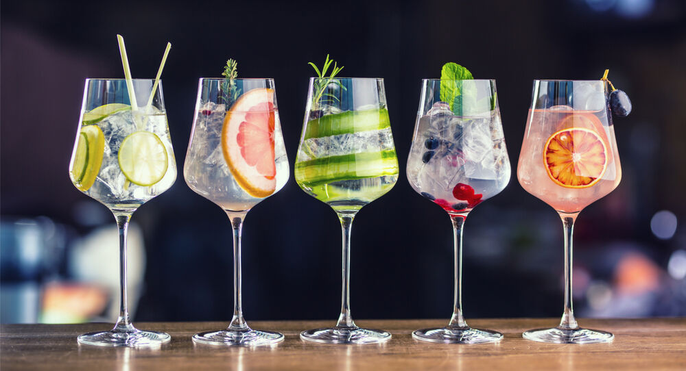 7 Simple Cocktails to Offer your Customers this World Gin Day